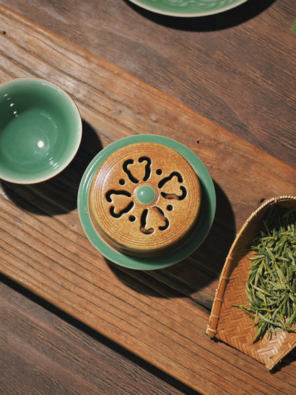 Brûle-parfum en céladon Longquan glaçure aspect jade