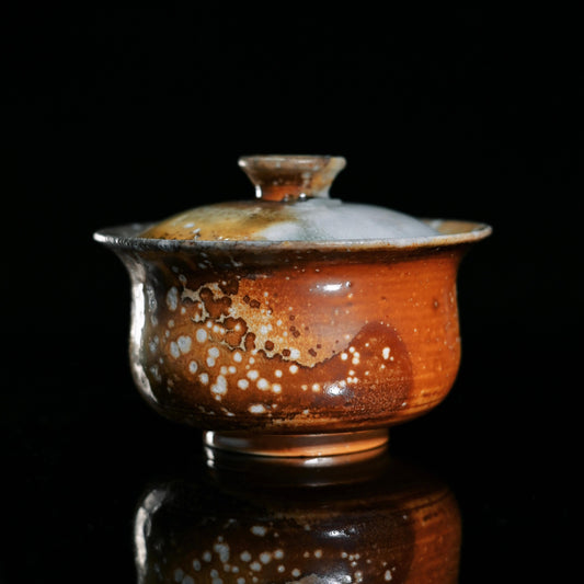 Wood-fired yuanbao shaped ceramic gaiwan handcrafted in Jingdezhen from mid-white clay