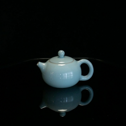 ru porcelain teapot. chinese ru ware