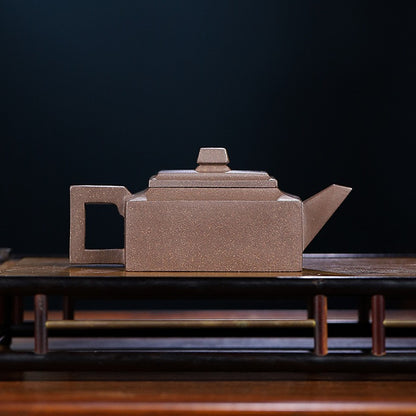 Artisanal zisha teapot from Huanglong Mountain Qinghui clay, showcasing traditional Chinese craftsmanship