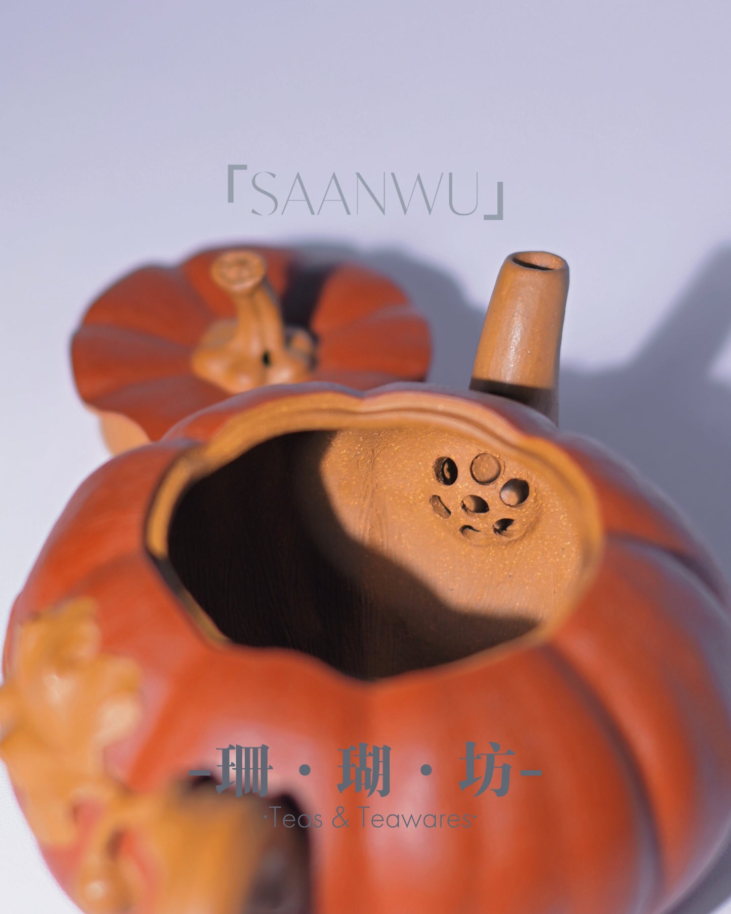 Perfectly fitted lid design demonstrating precision craftsmanship in Zisha teapot making