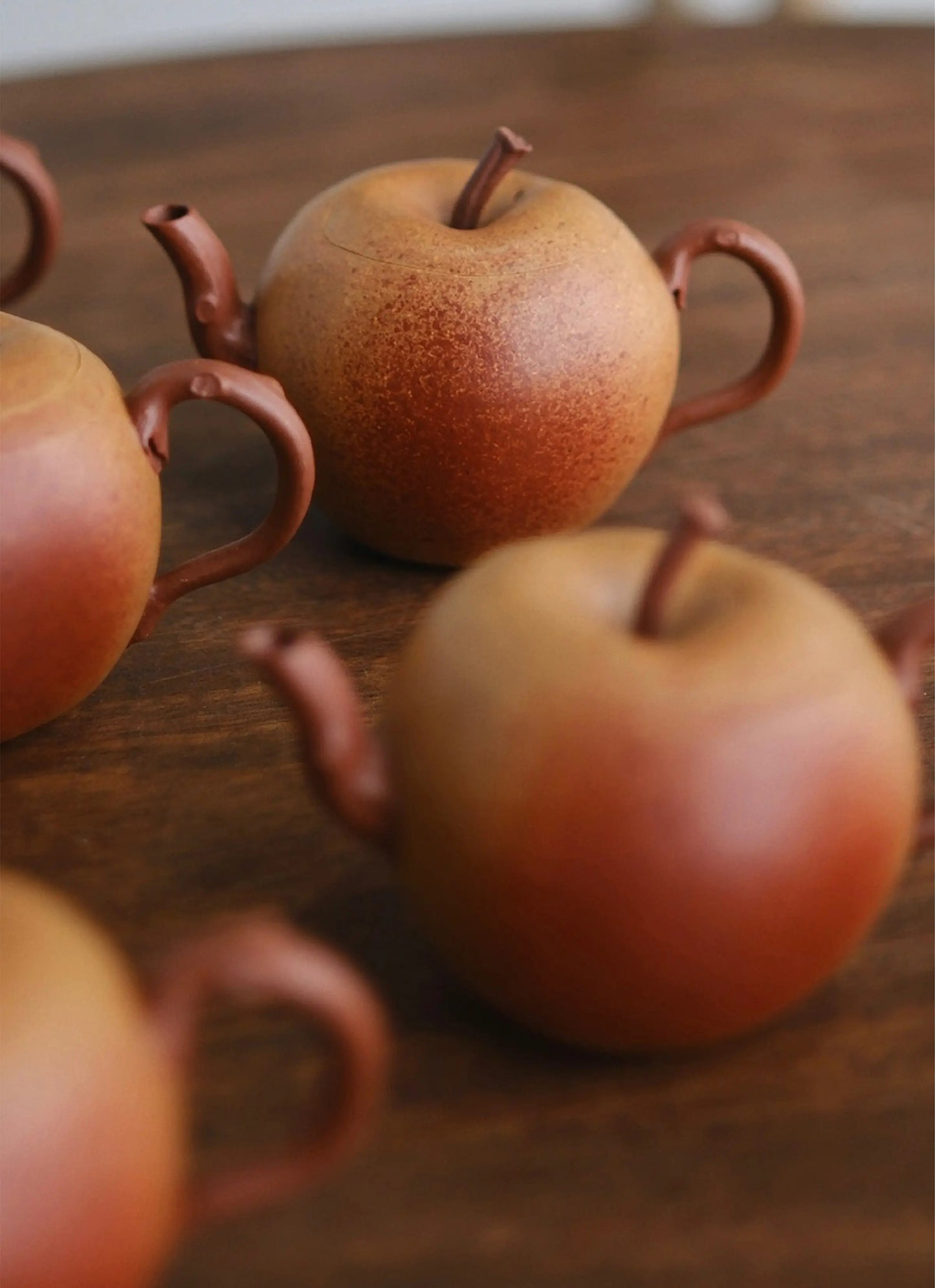Apple-shaped Yixing teapot showing Zhuni accents