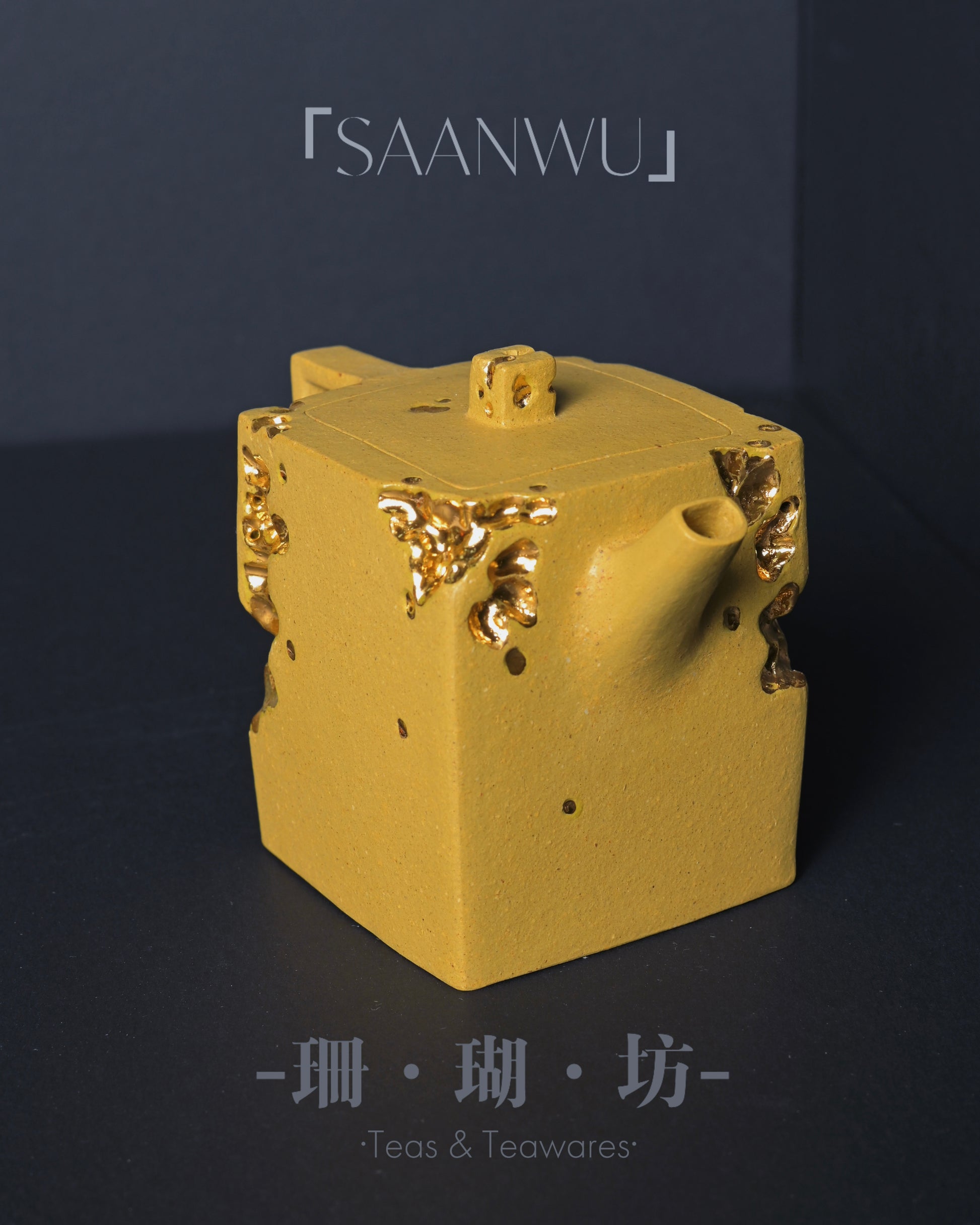 Zisha clay teapot brewing performance highlighting porous material benefits for tea extraction